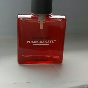 BBW Midnight Pomegranate Mini Eau De Toile…